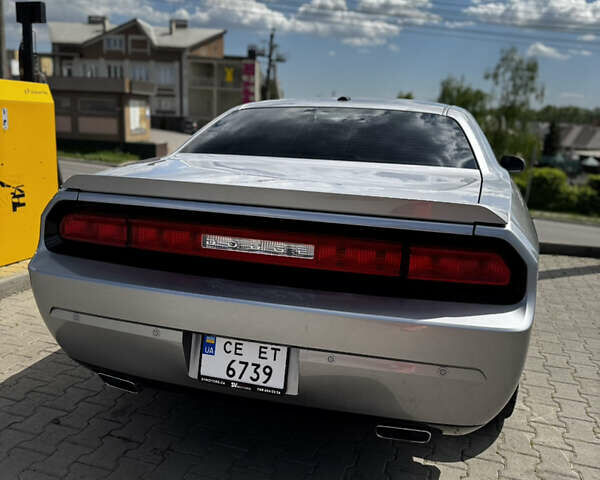 Сірий Додж Challenger, об'ємом двигуна 3.6 л та пробігом 190 тис. км за 17000 $, фото 5 на Automoto.ua