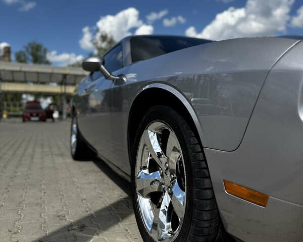 Сірий Додж Challenger, об'ємом двигуна 3.6 л та пробігом 190 тис. км за 17000 $, фото 2 на Automoto.ua