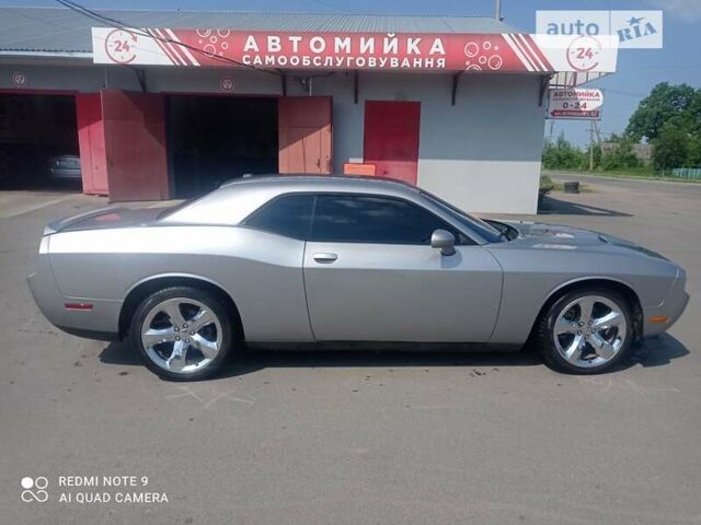 Сірий Додж Challenger, об'ємом двигуна 3.6 л та пробігом 120 тис. км за 13500 $, фото 5 на Automoto.ua