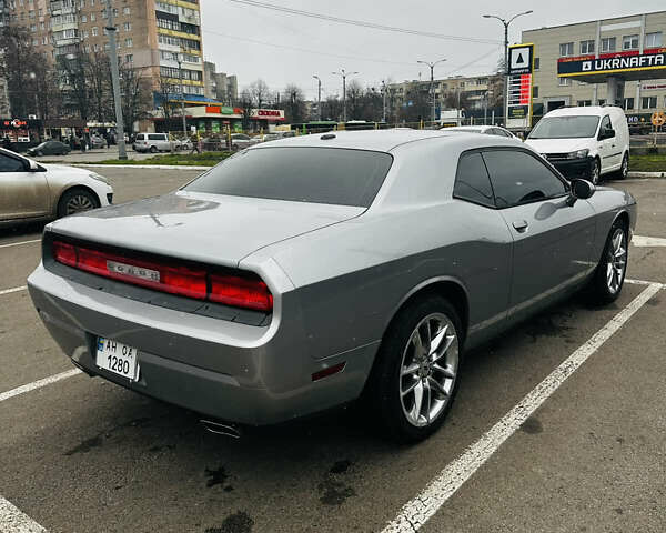 Сірий Додж Challenger, об'ємом двигуна 3.6 л та пробігом 170 тис. км за 15000 $, фото 3 на Automoto.ua