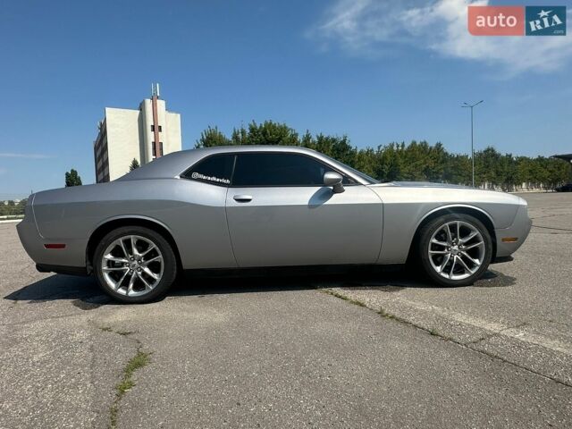 Сірий Додж Challenger, об'ємом двигуна 3.6 л та пробігом 185 тис. км за 16000 $, фото 4 на Automoto.ua
