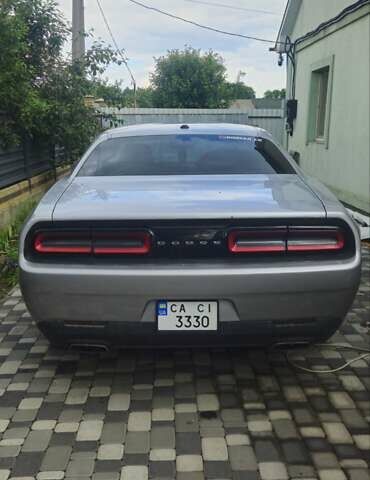 Сірий Додж Challenger, об'ємом двигуна 3.6 л та пробігом 100 тис. км за 15700 $, фото 3 на Automoto.ua