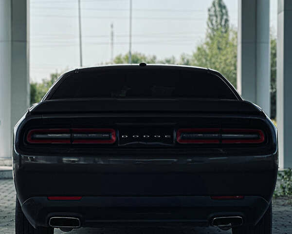 Сірий Додж Challenger, об'ємом двигуна 3.6 л та пробігом 136 тис. км за 17100 $, фото 8 на Automoto.ua