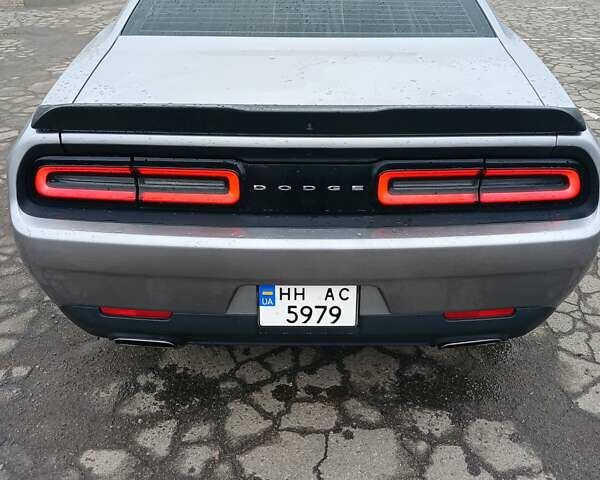 Сірий Додж Challenger, об'ємом двигуна 3.6 л та пробігом 225 тис. км за 18000 $, фото 8 на Automoto.ua