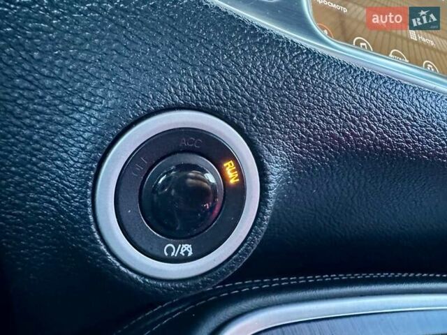 Сірий Додж Challenger, об'ємом двигуна 3.6 л та пробігом 211 тис. км за 15999 $, фото 31 на Automoto.ua