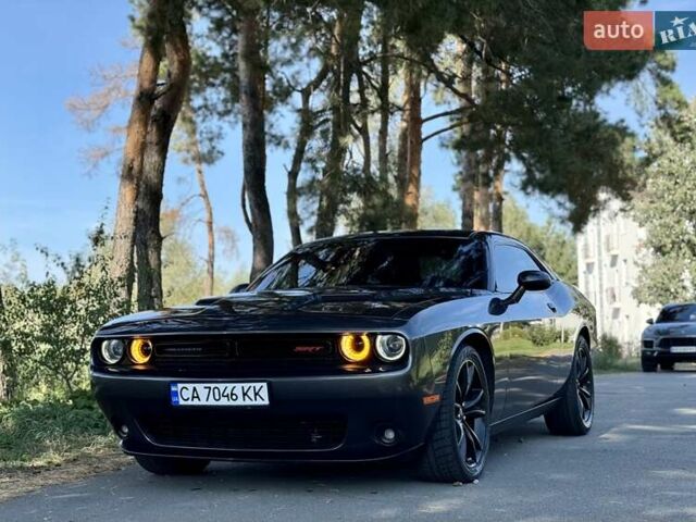 Сірий Додж Challenger, об'ємом двигуна 3.6 л та пробігом 211 тис. км за 15500 $, фото 1 на Automoto.ua