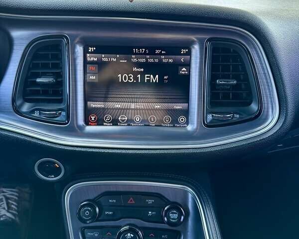 Сірий Додж Challenger, об'ємом двигуна 3.6 л та пробігом 211 тис. км за 15500 $, фото 27 на Automoto.ua