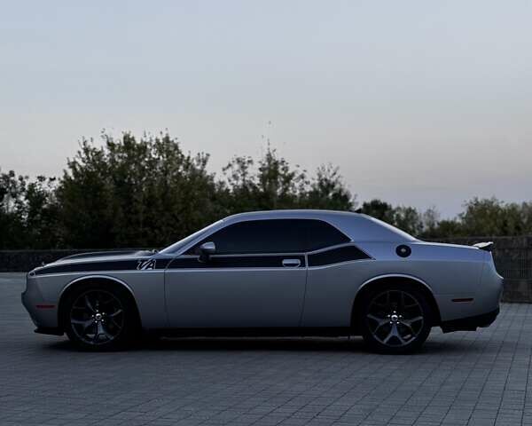 Сірий Додж Challenger, об'ємом двигуна 5.65 л та пробігом 96 тис. км за 31000 $, фото 11 на Automoto.ua
