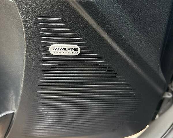 Серый Додж Челенджер, объемом двигателя 3.6 л и пробегом 139 тыс. км за 21300 $, фото 15 на Automoto.ua