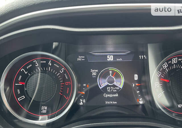 Серый Додж Челенджер, объемом двигателя 6.4 л и пробегом 31 тыс. км за 33500 $, фото 25 на Automoto.ua