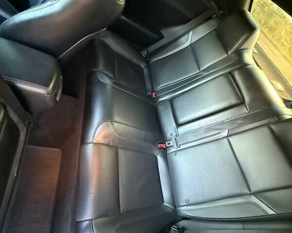 Серый Додж Челенджер, объемом двигателя 3.6 л и пробегом 139 тыс. км за 21300 $, фото 7 на Automoto.ua