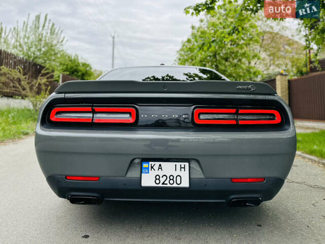 Сірий Додж Challenger, об'ємом двигуна 5.7 л та пробігом 41 тис. км за 33000 $, фото 6 на Automoto.ua