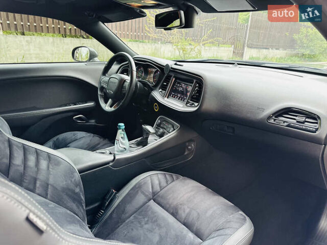 Сірий Додж Challenger, об'ємом двигуна 5.7 л та пробігом 41 тис. км за 33000 $, фото 34 на Automoto.ua