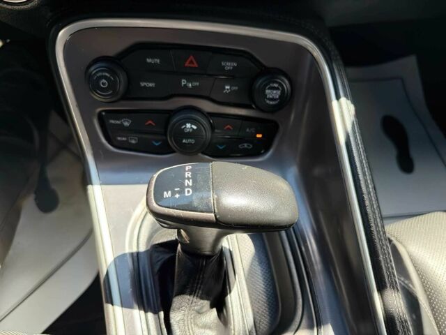 Додж Челенджер 2019 в Днепре (Днепропетровске) на Automoto.ua Серый Додж Челенджер, объемом двигателя 3.6 л и пробегом 46 тыс. км за 13200 $, фото 8 на Automoto.ua