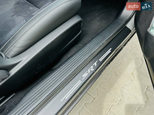 Серый Додж Челенджер, объемом двигателя 5.7 л и пробегом 46 тыс. км за 29999 $, фото 11 на Automoto.ua