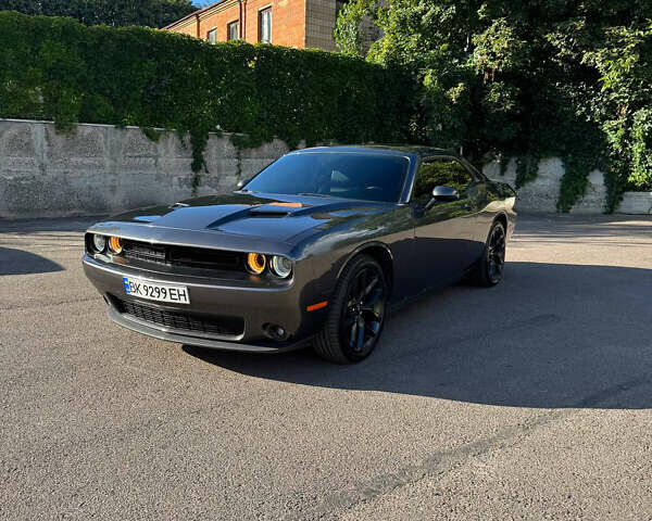 Сірий Додж Challenger, об'ємом двигуна 3.6 л та пробігом 122 тис. км за 23200 $, фото 6 на Automoto.ua