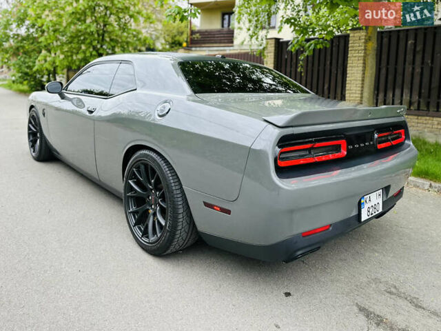 Сірий Додж Challenger, об'ємом двигуна 5.7 л та пробігом 41 тис. км за 33000 $, фото 4 на Automoto.ua