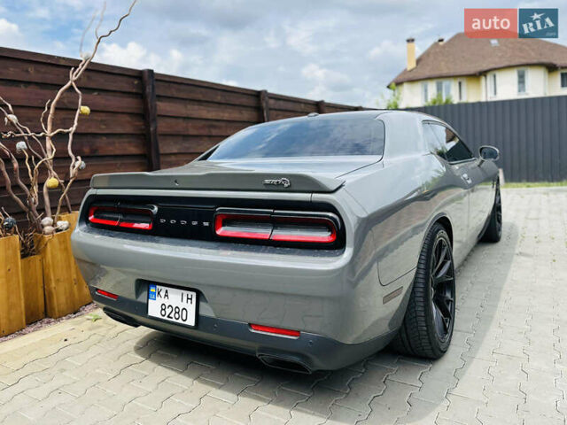 Серый Додж Челенджер, объемом двигателя 5.7 л и пробегом 46 тыс. км за 29999 $, фото 8 на Automoto.ua