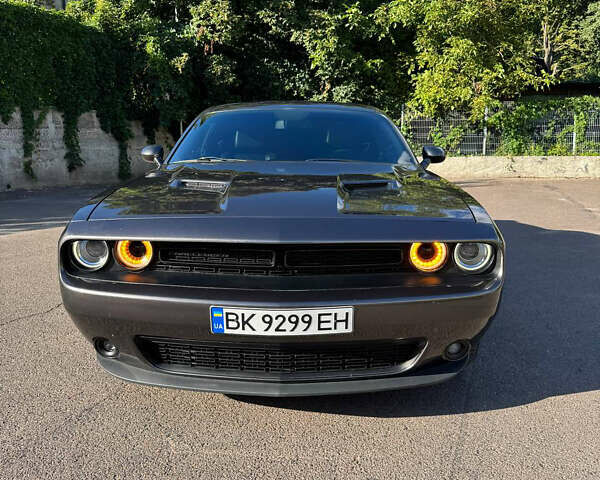 Сірий Додж Challenger, об'ємом двигуна 3.6 л та пробігом 122 тис. км за 23200 $, фото 7 на Automoto.ua