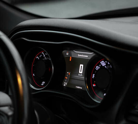 Сірий Додж Challenger, об'ємом двигуна 3.6 л та пробігом 114 тис. км за 24000 $, фото 13 на Automoto.ua