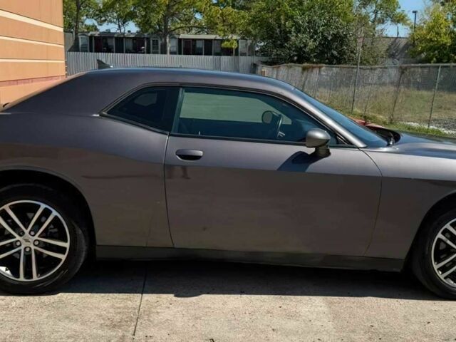 Серый Додж Челенджер, объемом двигателя 3.6 л и пробегом 38 тыс. км за 8200 $, фото 7 на Automoto.ua