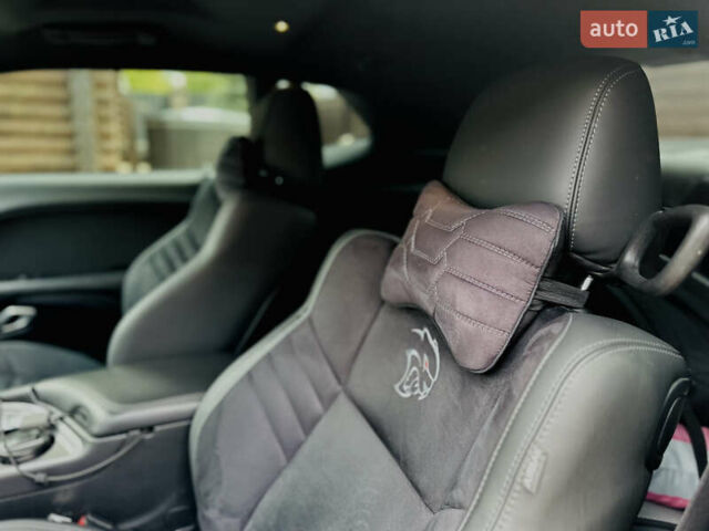 Серый Додж Челенджер, объемом двигателя 5.7 л и пробегом 46 тыс. км за 29999 $, фото 10 на Automoto.ua