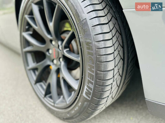 Сірий Додж Challenger, об'ємом двигуна 5.7 л та пробігом 41 тис. км за 33000 $, фото 15 на Automoto.ua