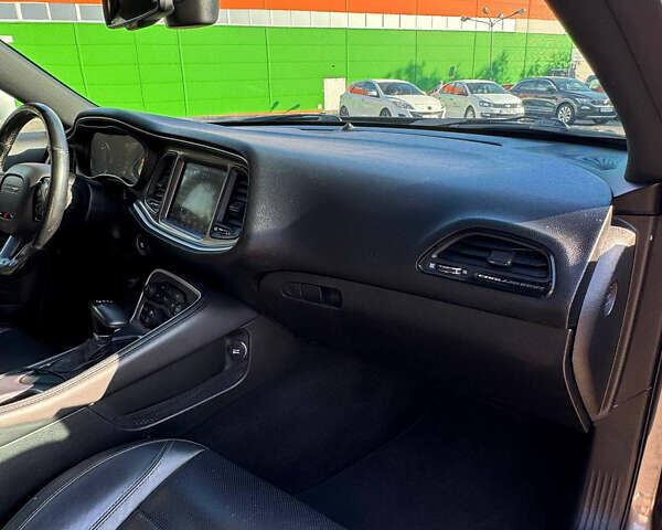 Сірий Додж Challenger, об'ємом двигуна 3.6 л та пробігом 122 тис. км за 23200 $, фото 21 на Automoto.ua