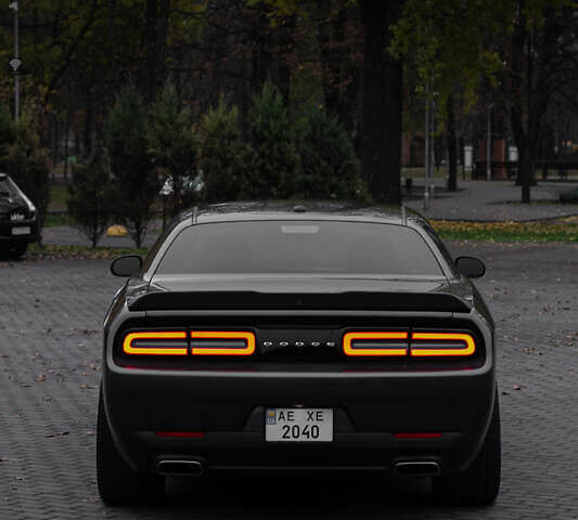 Сірий Додж Challenger, об'ємом двигуна 3.6 л та пробігом 114 тис. км за 24000 $, фото 9 на Automoto.ua
