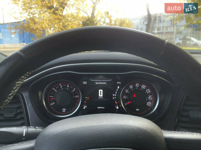 Серый Додж Челенджер, объемом двигателя 3.6 л и пробегом 125 тыс. км за 17999 $, фото 24 на Automoto.ua