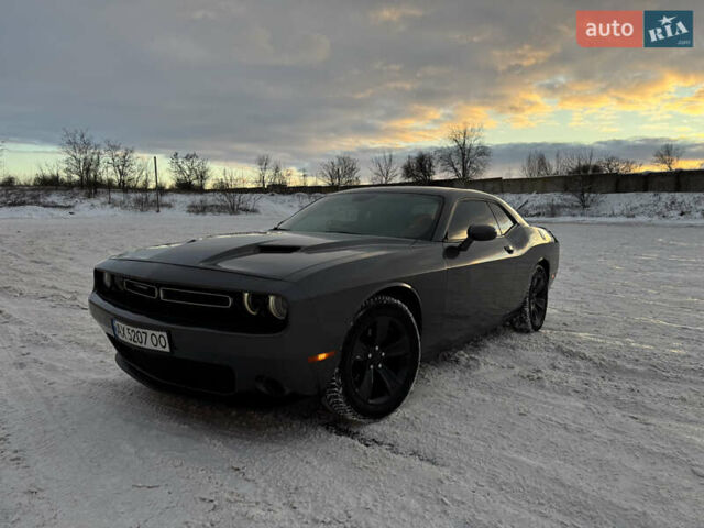 Серый Додж Челенджер, объемом двигателя 3.6 л и пробегом 119 тыс. км за 22000 $, фото 37 на Automoto.ua