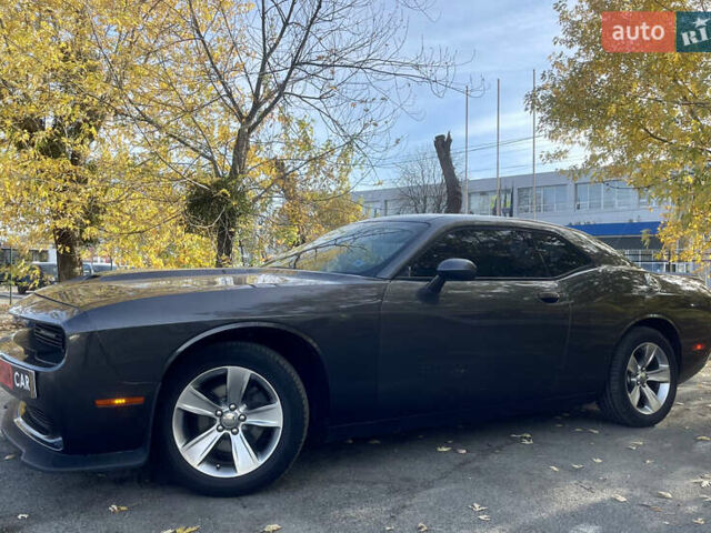 Серый Додж Челенджер, объемом двигателя 3.6 л и пробегом 125 тыс. км за 17999 $, фото 11 на Automoto.ua