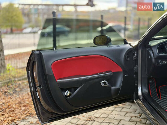 Сірий Додж Challenger, об'ємом двигуна 3.6 л та пробігом 75 тис. км за 25000 $, фото 21 на Automoto.ua