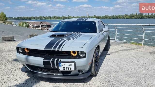 Сірий Додж Challenger, об'ємом двигуна 6.42 л та пробігом 10 тис. км за 45900 $, фото 1 на Automoto.ua