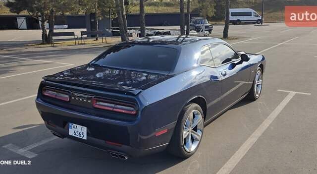 Синий Додж Челенджер, объемом двигателя 5.7 л и пробегом 75 тыс. км за 27500 $, фото 40 на Automoto.ua