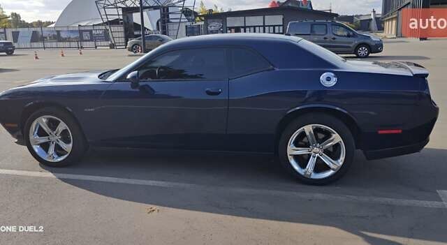 Синий Додж Челенджер, объемом двигателя 5.7 л и пробегом 75 тыс. км за 27500 $, фото 8 на Automoto.ua