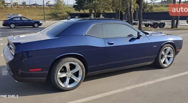 Синий Додж Челенджер, объемом двигателя 5.7 л и пробегом 75 тыс. км за 27500 $, фото 20 на Automoto.ua