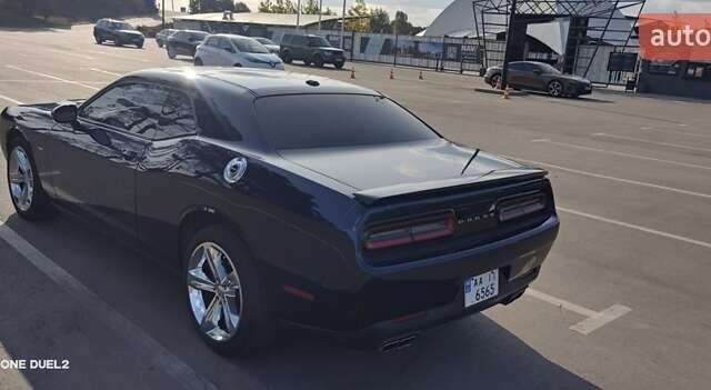 Синий Додж Челенджер, объемом двигателя 5.7 л и пробегом 75 тыс. км за 27500 $, фото 39 на Automoto.ua