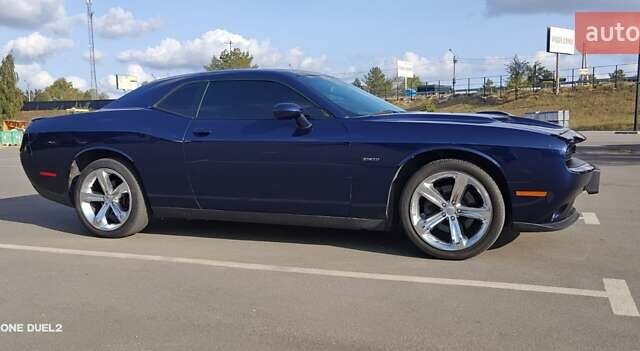 Синий Додж Челенджер, объемом двигателя 5.7 л и пробегом 75 тыс. км за 27500 $, фото 25 на Automoto.ua