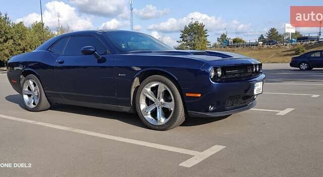 Синий Додж Челенджер, объемом двигателя 5.7 л и пробегом 75 тыс. км за 27500 $, фото 27 на Automoto.ua
