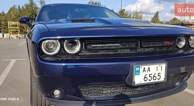 Синий Додж Челенджер, объемом двигателя 5.7 л и пробегом 75 тыс. км за 27500 $, фото 31 на Automoto.ua