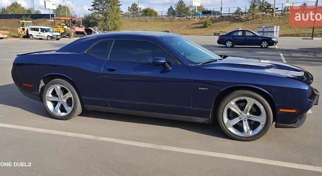 Синий Додж Челенджер, объемом двигателя 5.7 л и пробегом 75 тыс. км за 27500 $, фото 24 на Automoto.ua
