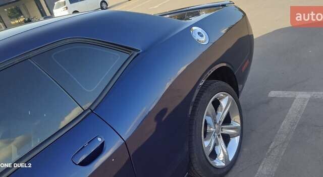 Синий Додж Челенджер, объемом двигателя 5.7 л и пробегом 75 тыс. км за 27500 $, фото 65 на Automoto.ua