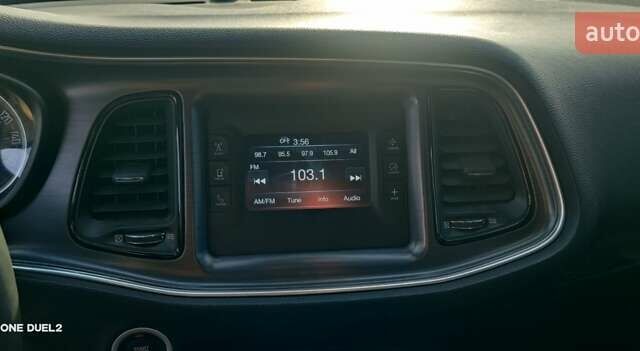 Синий Додж Челенджер, объемом двигателя 5.7 л и пробегом 75 тыс. км за 27500 $, фото 56 на Automoto.ua