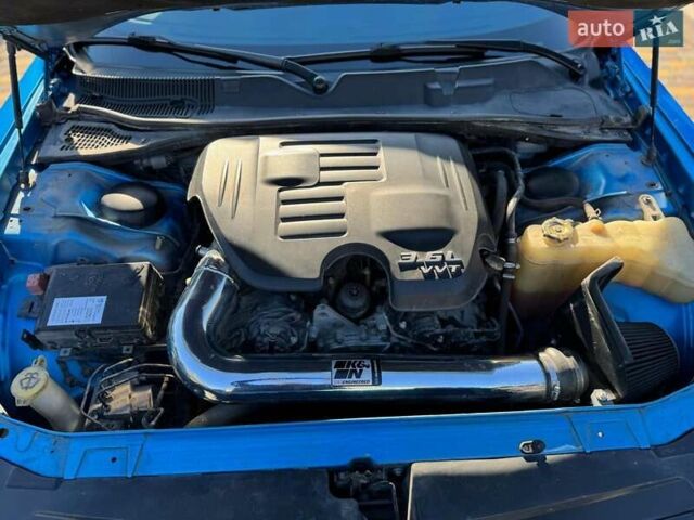 Синій Додж Challenger, об'ємом двигуна 3.6 л та пробігом 120 тис. км за 21500 $, фото 4 на Automoto.ua