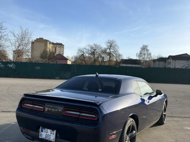 Синий Додж Челенджер, объемом двигателя 3.6 л и пробегом 208 тыс. км за 17000 $, фото 5 на Automoto.ua