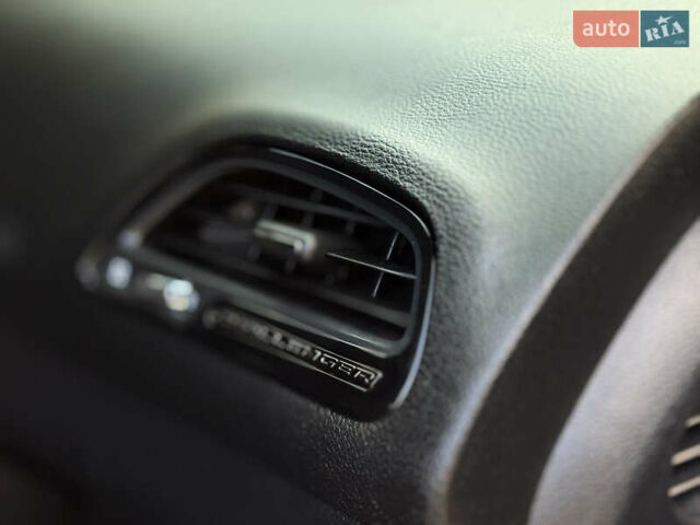 Синий Додж Челенджер, объемом двигателя 3.6 л и пробегом 64 тыс. км за 21900 $, фото 57 на Automoto.ua