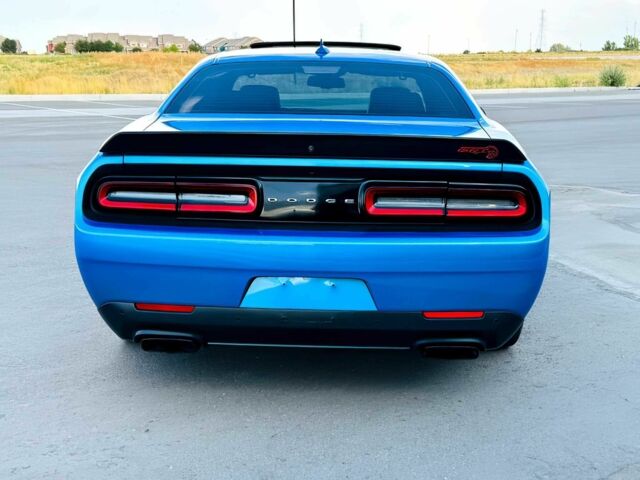 Синій Додж Challenger, об'ємом двигуна 6.2 л та пробігом 70 тис. км за 11400 $, фото 5 на Automoto.ua