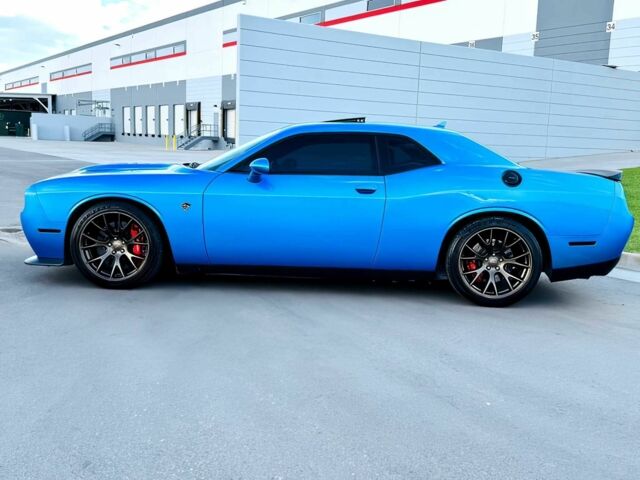 Синій Додж Challenger, об'ємом двигуна 6.2 л та пробігом 70 тис. км за 11400 $, фото 7 на Automoto.ua