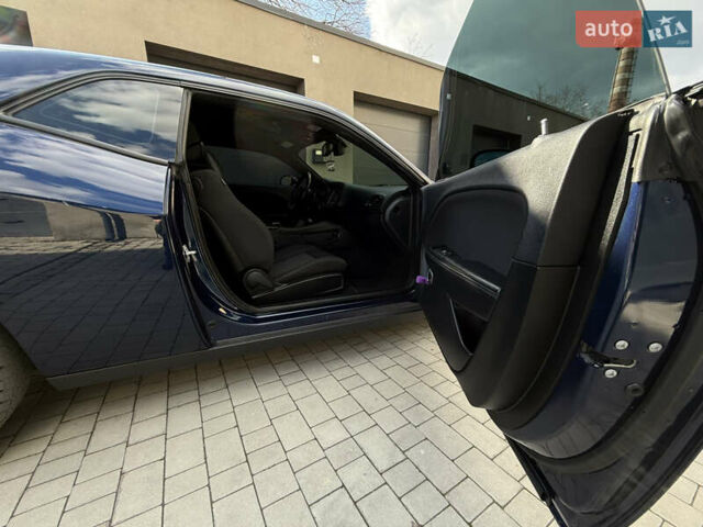 Синий Додж Челенджер, объемом двигателя 3.6 л и пробегом 64 тыс. км за 21900 $, фото 58 на Automoto.ua